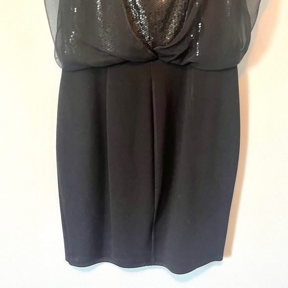 bloomingdale’s black elegant sleeveless tight-fitted dress with sheer & sparkles - Picture 11 of 16